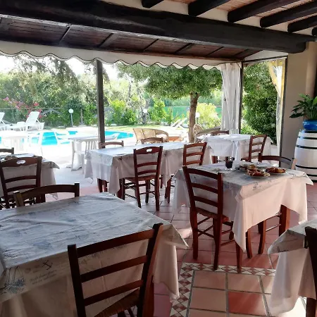 Frassetto Hotel